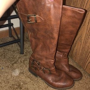 Brown tall boots!